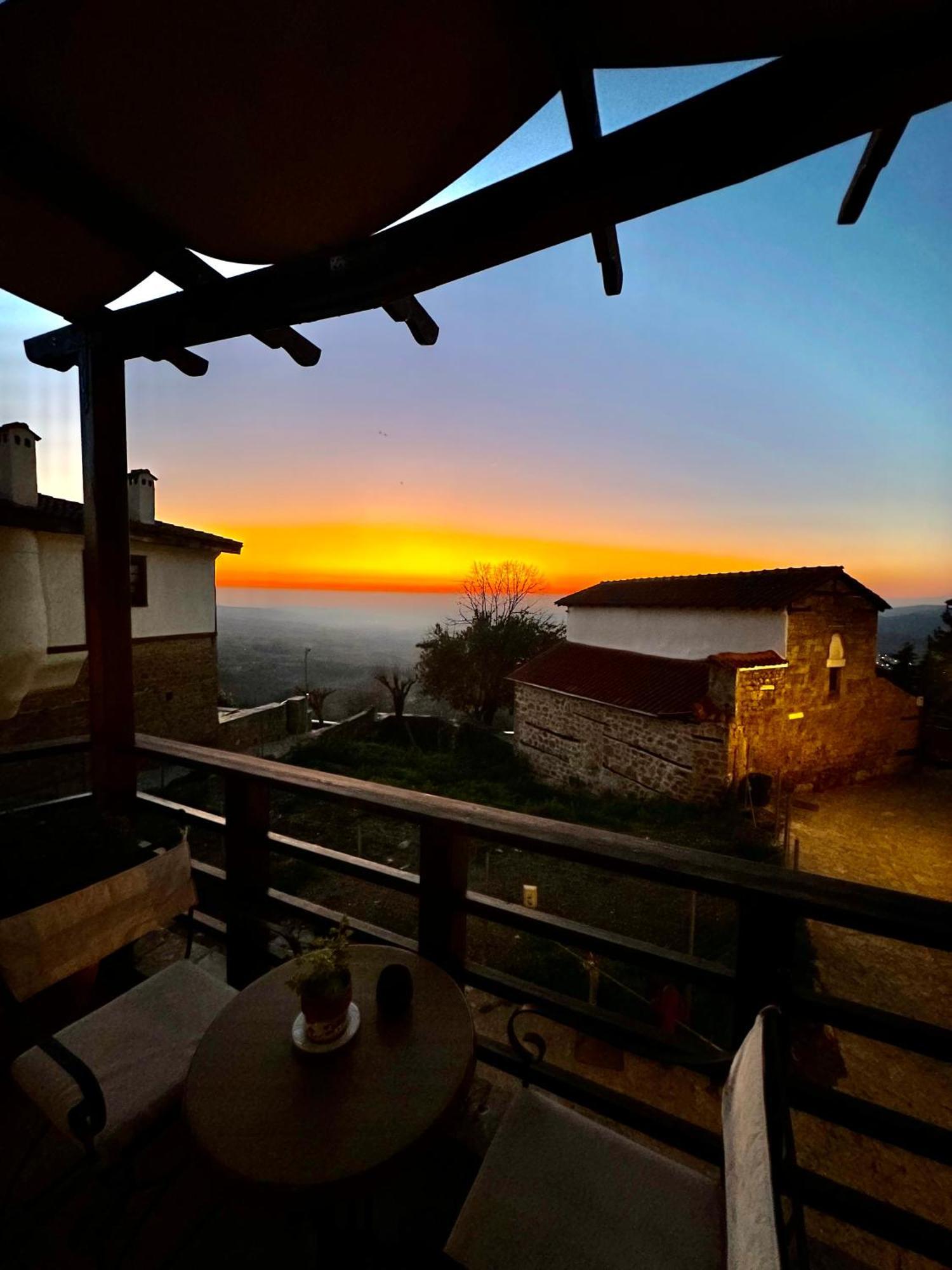 אדסה Varosi Guesthouse מראה חיצוני תמונה
