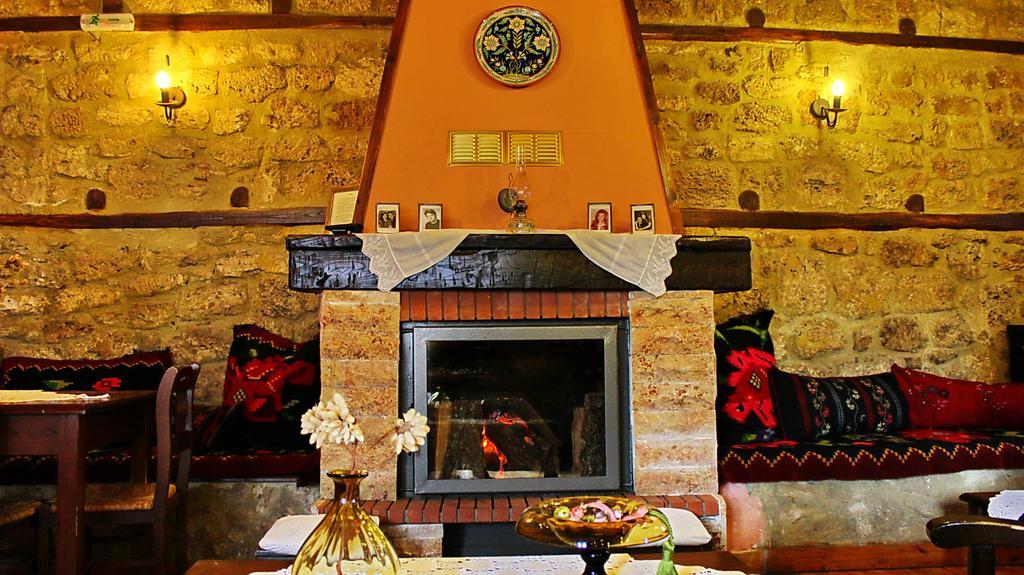 אדסה Varosi Guesthouse מראה חיצוני תמונה