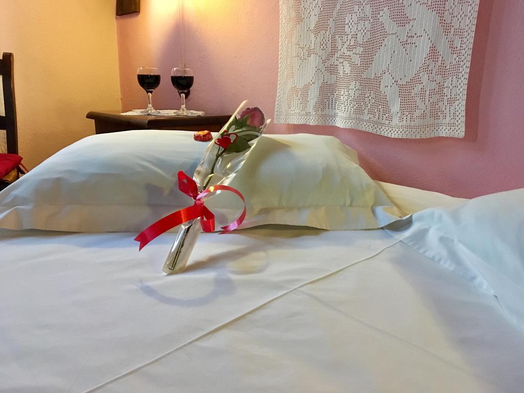 אדסה Varosi Guesthouse מראה חיצוני תמונה