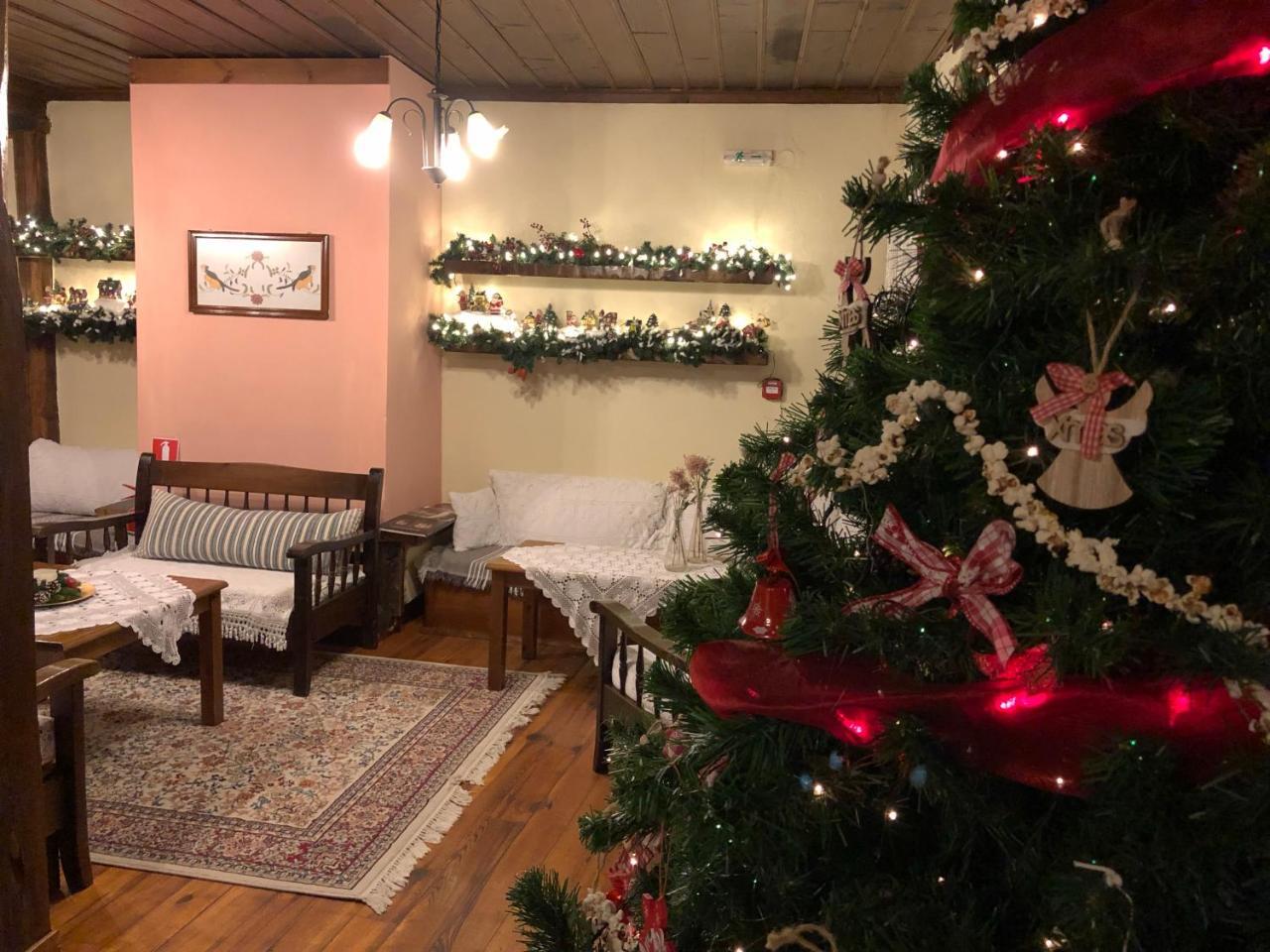 אדסה Varosi Guesthouse מראה חיצוני תמונה