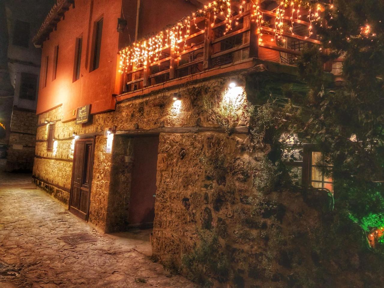 אדסה Varosi Guesthouse מראה חיצוני תמונה