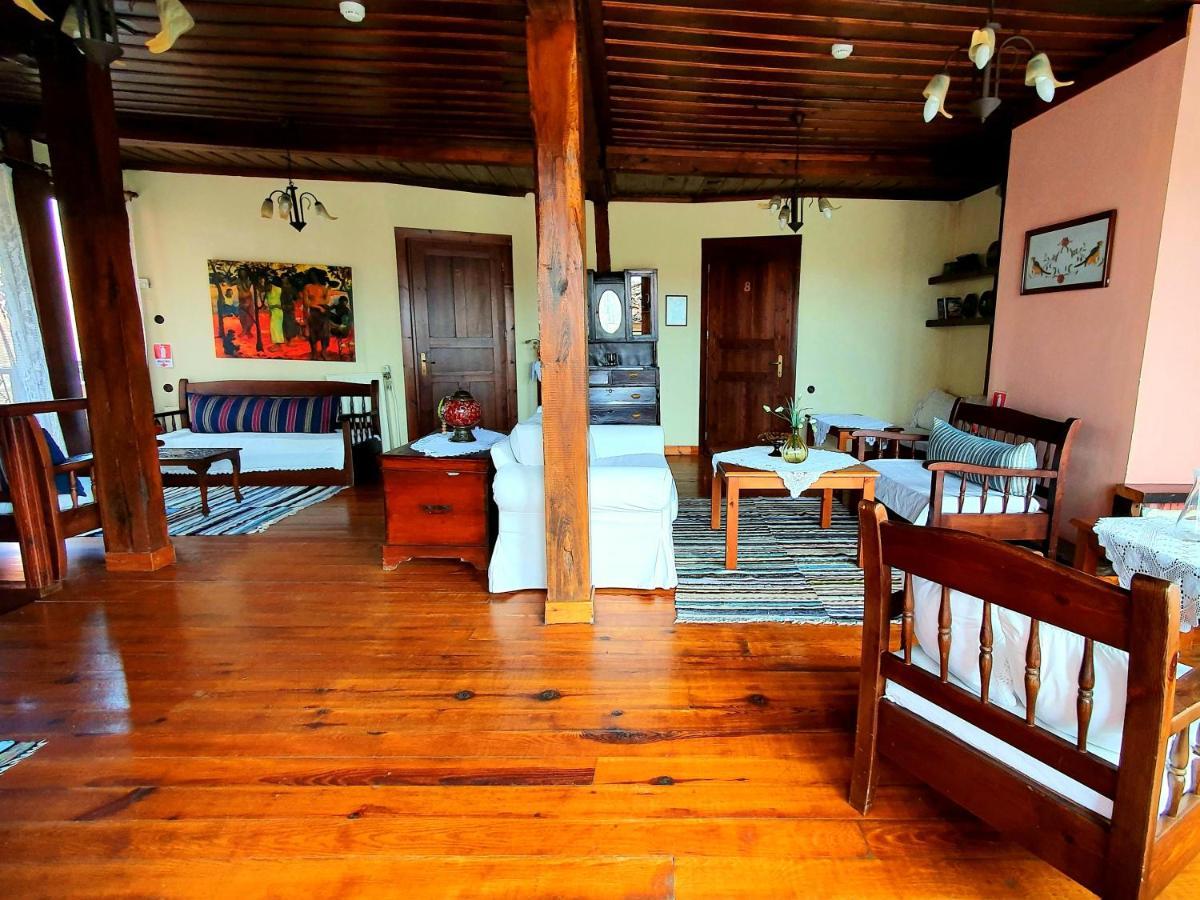 אדסה Varosi Guesthouse מראה חיצוני תמונה
